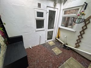 Photo 17- click for photo gallery